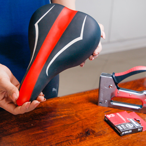 Change an old cycle seat cover effortlessly